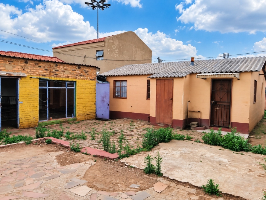2 Bedroom Property for Sale in Sebokeng Zone 12 Gauteng