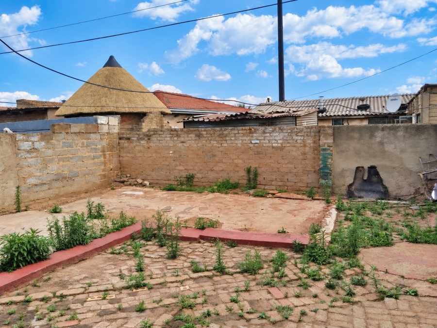 2 Bedroom Property for Sale in Sebokeng Zone 12 Gauteng