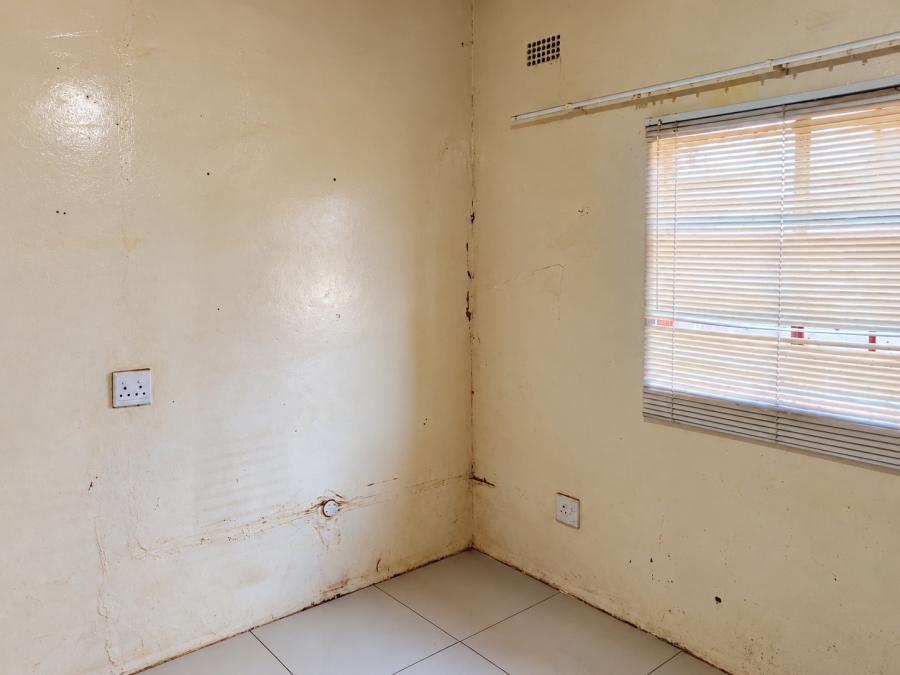 2 Bedroom Property for Sale in Sebokeng Zone 12 Gauteng