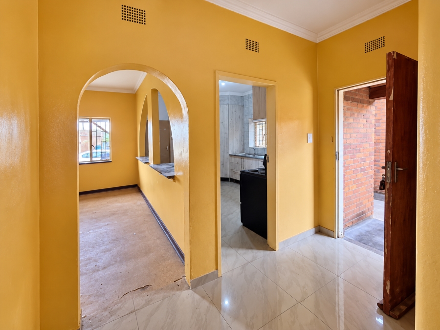 3 Bedroom Property for Sale in Vanderbijlpark Cw 6 Gauteng