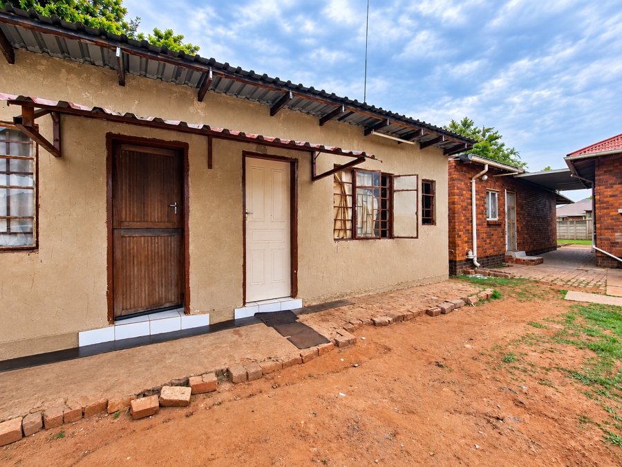 3 Bedroom Property for Sale in Vanderbijlpark Cw 6 Gauteng
