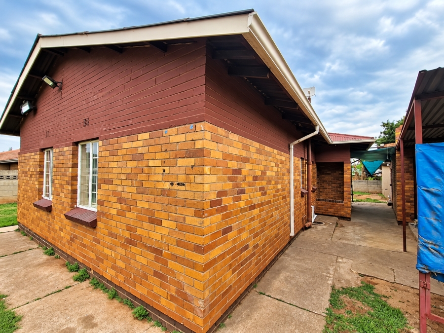 3 Bedroom Property for Sale in Vanderbijlpark Cw 6 Gauteng