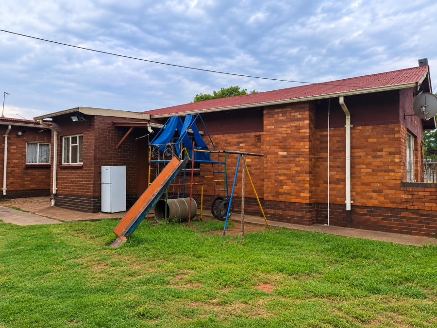 3 Bedroom Property for Sale in Vanderbijlpark Cw 6 Gauteng