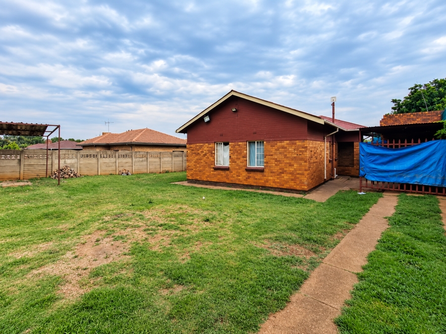 3 Bedroom Property for Sale in Vanderbijlpark Cw 6 Gauteng