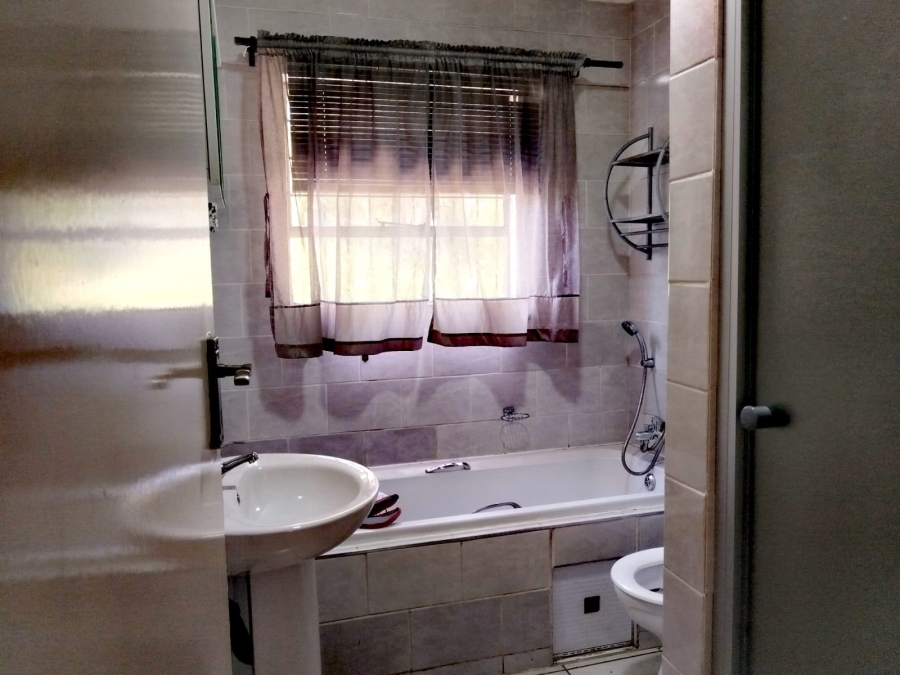 3 Bedroom Property for Sale in Terenure Gauteng