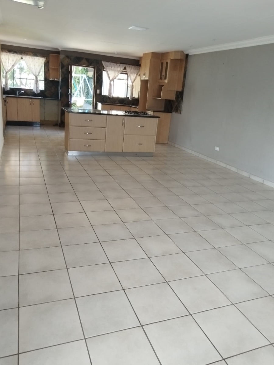 3 Bedroom Property for Sale in Terenure Gauteng