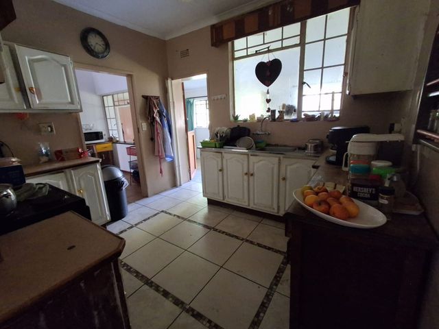 3 Bedroom Property for Sale in Birchleigh North Gauteng