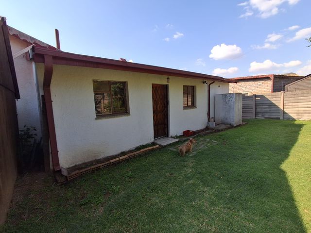 3 Bedroom Property for Sale in Birchleigh North Gauteng