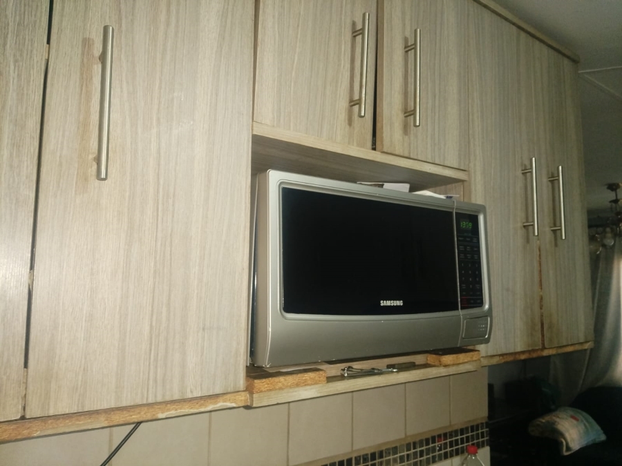 2 Bedroom Property for Sale in Birch Acres Gauteng