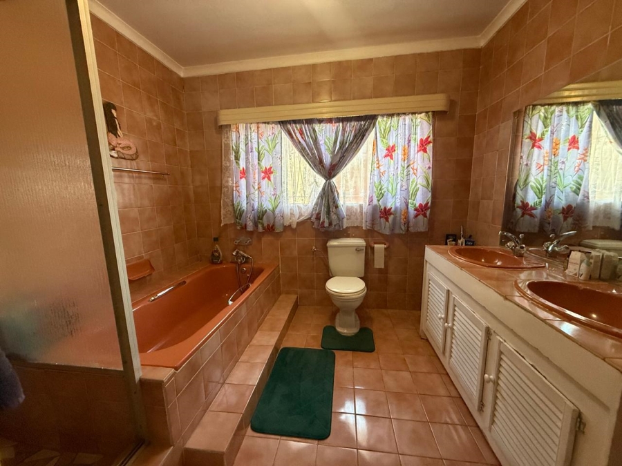 3 Bedroom Property for Sale in Dal Fouche Gauteng