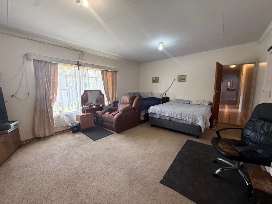 3 Bedroom Property for Sale in Dal Fouche Gauteng