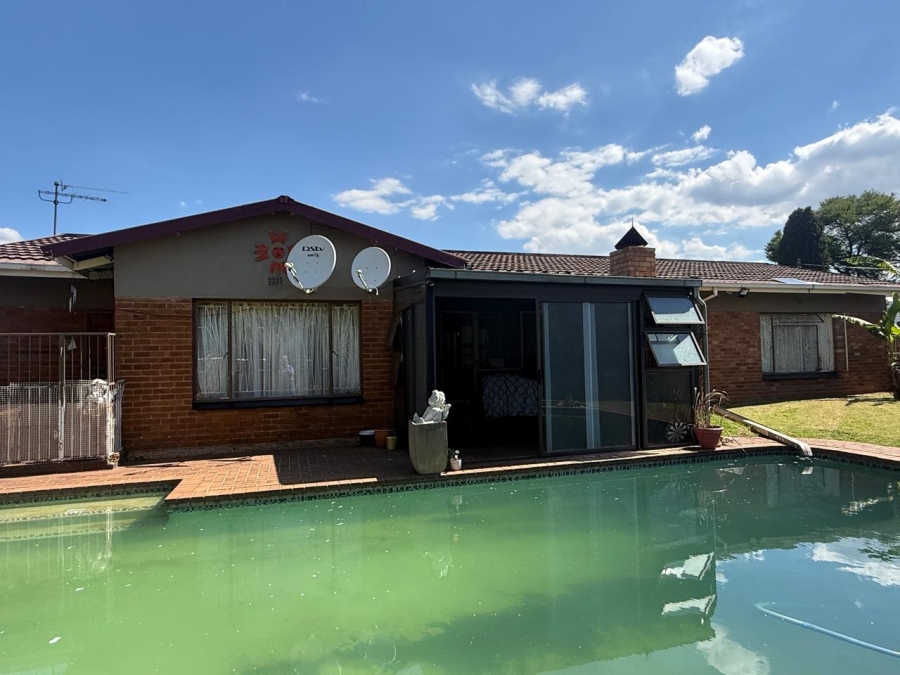 3 Bedroom Property for Sale in Dal Fouche Gauteng
