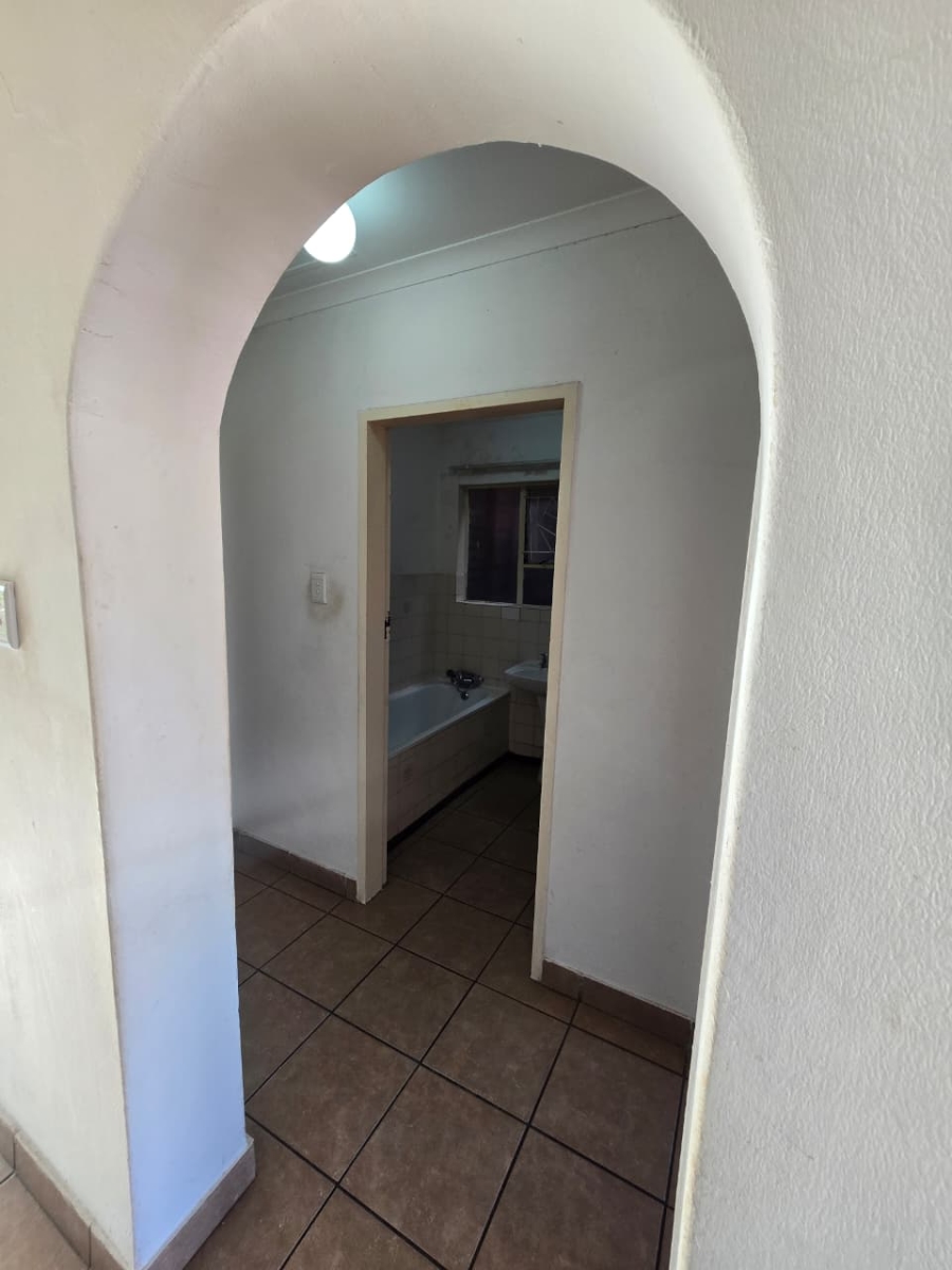 To Let 2 Bedroom Property for Rent in Vereeniging Gauteng