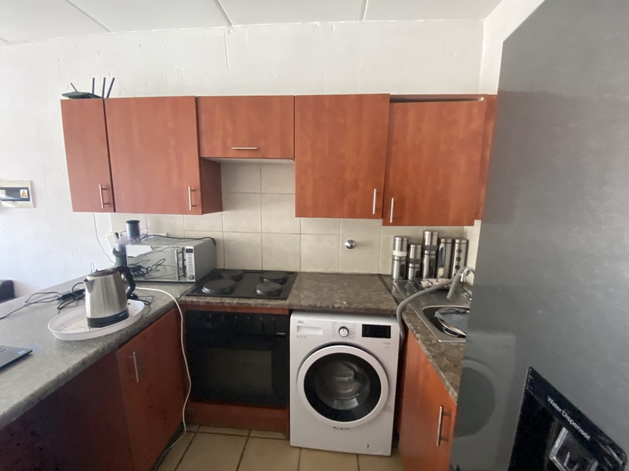 2 Bedroom Property for Sale in Comet Gauteng