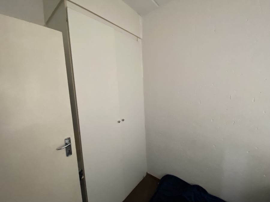 2 Bedroom Property for Sale in Comet Gauteng
