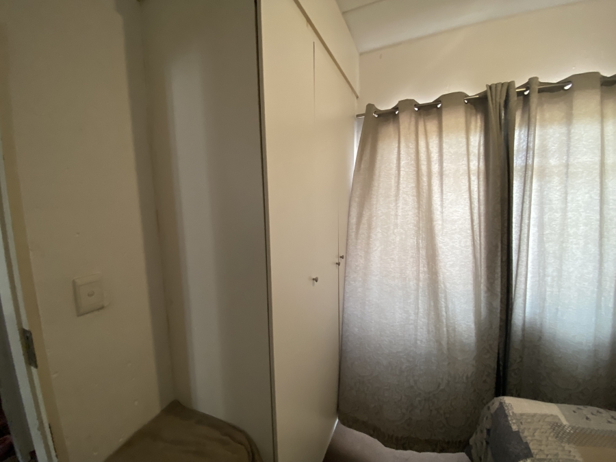 2 Bedroom Property for Sale in Comet Gauteng