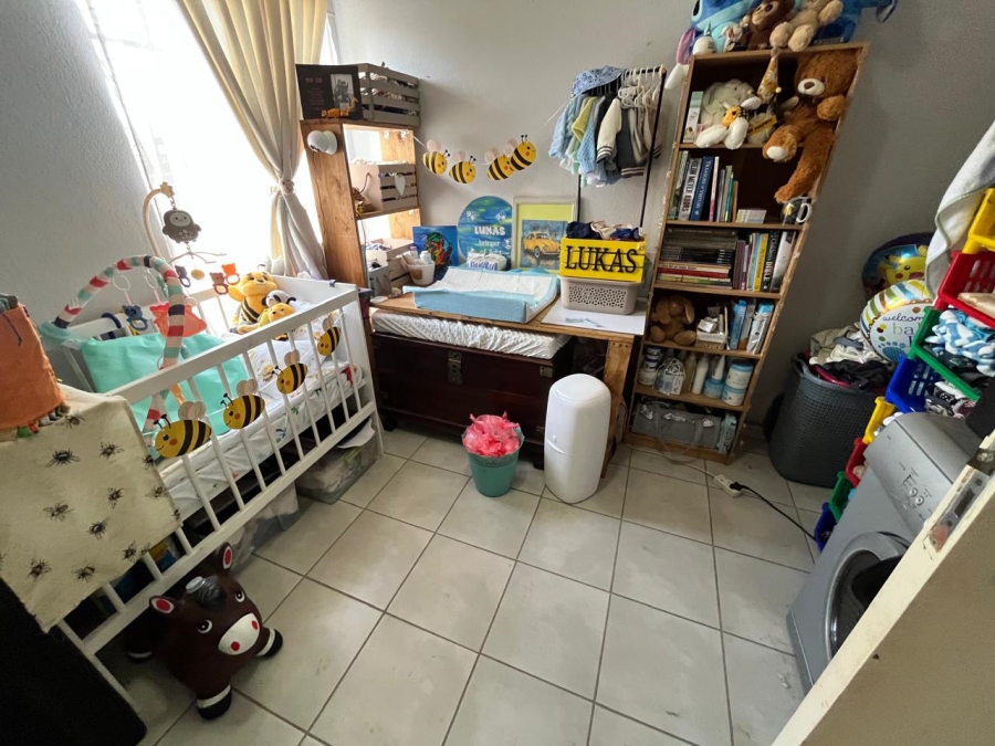 2 Bedroom Property for Sale in Albertsdal Gauteng