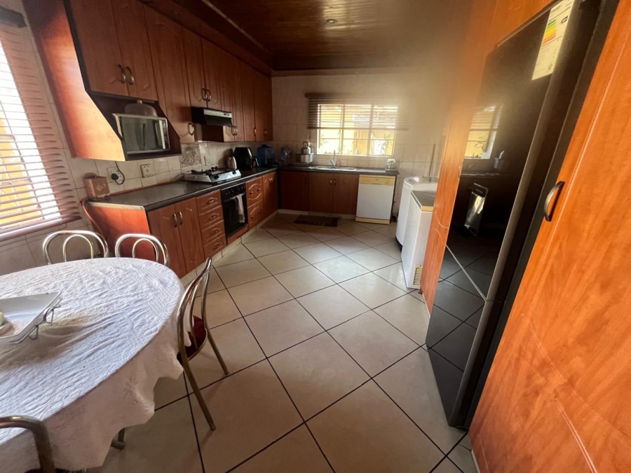 4 Bedroom Property for Sale in Regents Park Gauteng