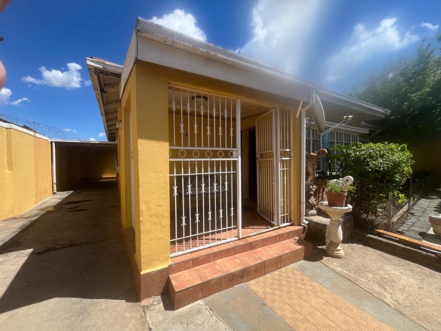 4 Bedroom Property for Sale in Regents Park Gauteng