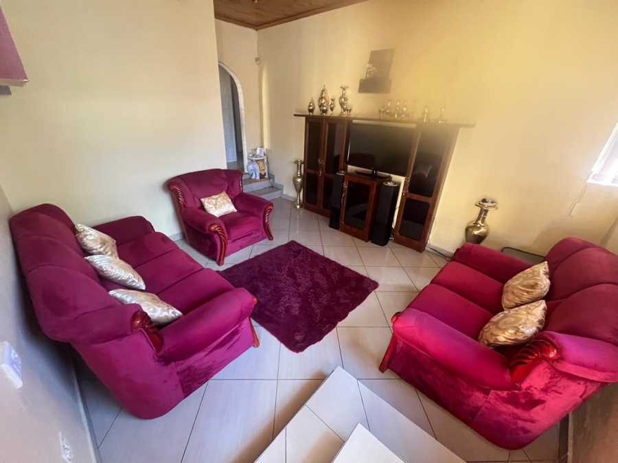 4 Bedroom Property for Sale in Regents Park Gauteng