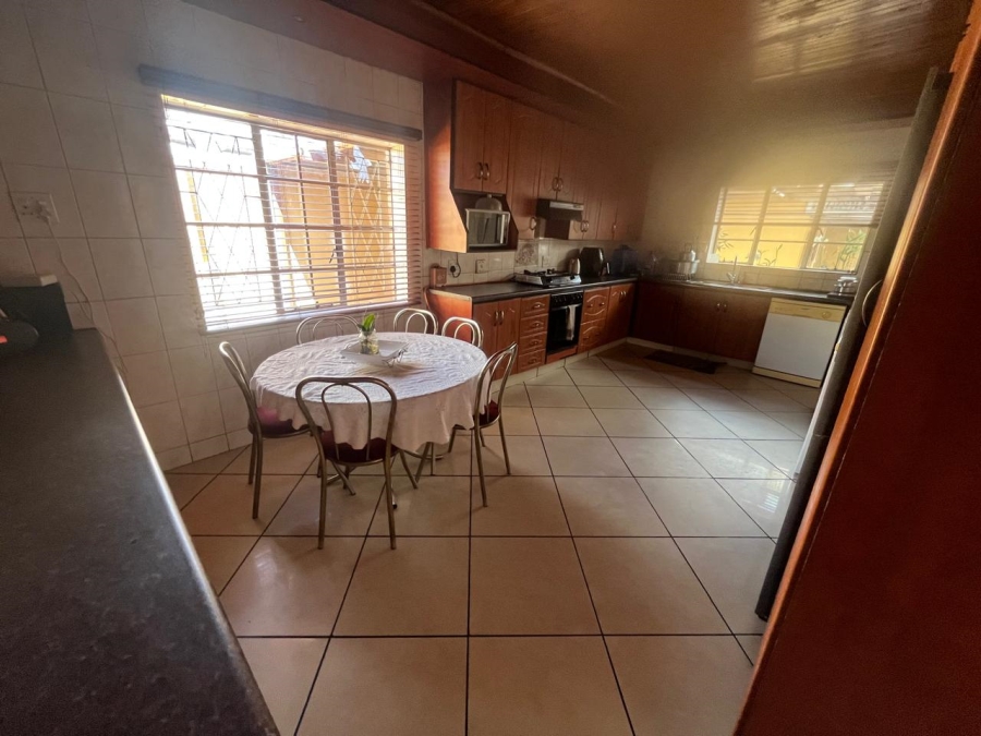 4 Bedroom Property for Sale in Regents Park Gauteng