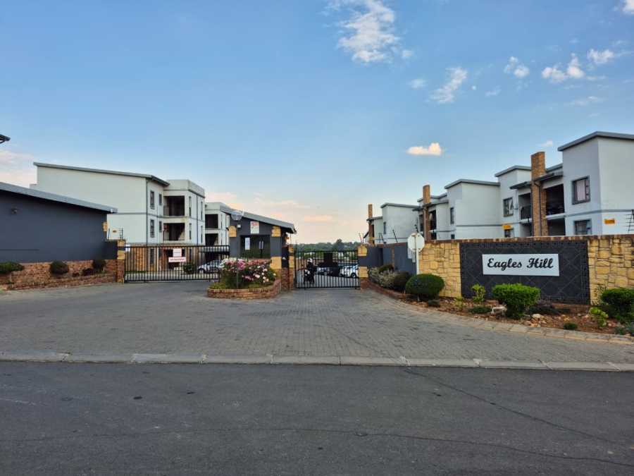 To Let 2 Bedroom Property for Rent in Fairlead Gauteng