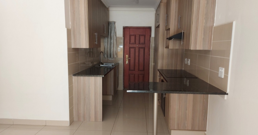 To Let 2 Bedroom Property for Rent in Fairlead Gauteng