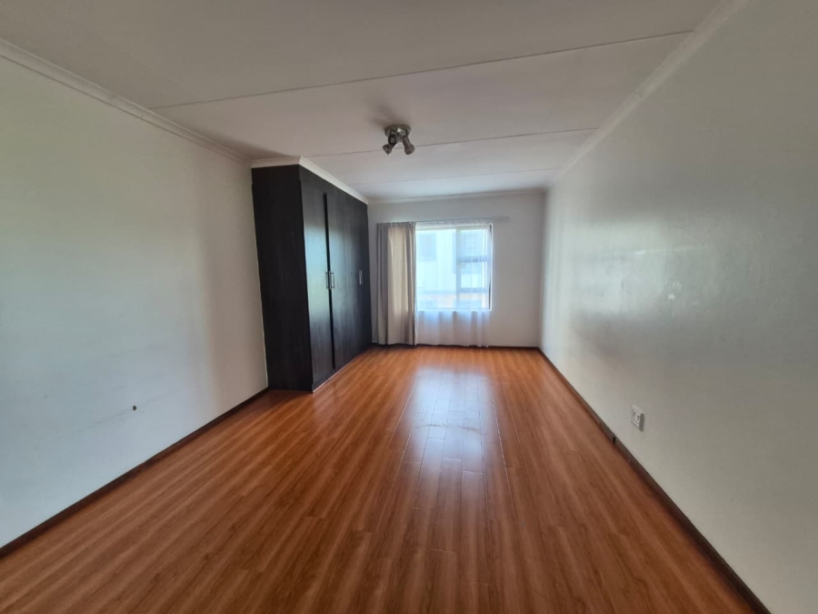 To Let 2 Bedroom Property for Rent in Fairlead Gauteng