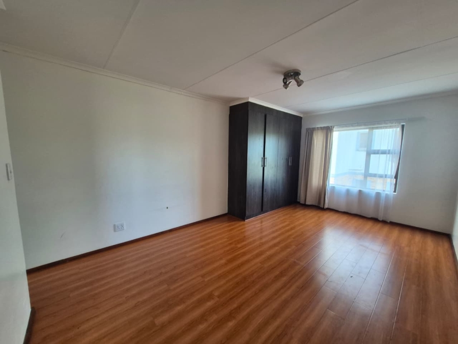 To Let 2 Bedroom Property for Rent in Fairlead Gauteng
