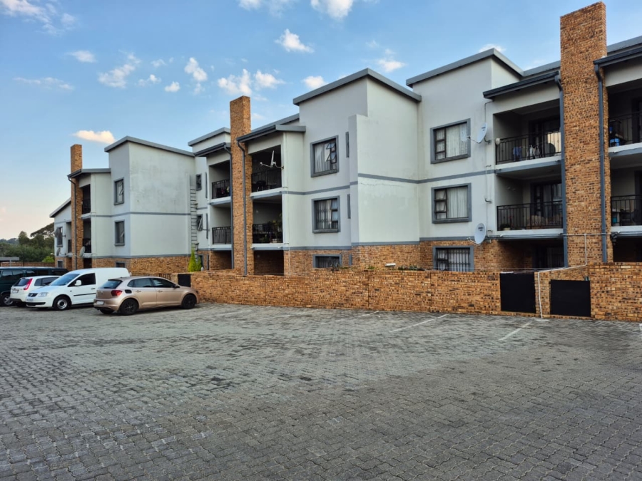 To Let 2 Bedroom Property for Rent in Fairlead Gauteng