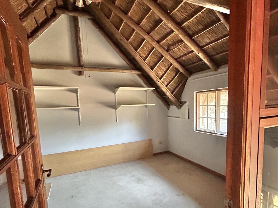 To Let 2 Bedroom Property for Rent in Vorna Valley Gauteng