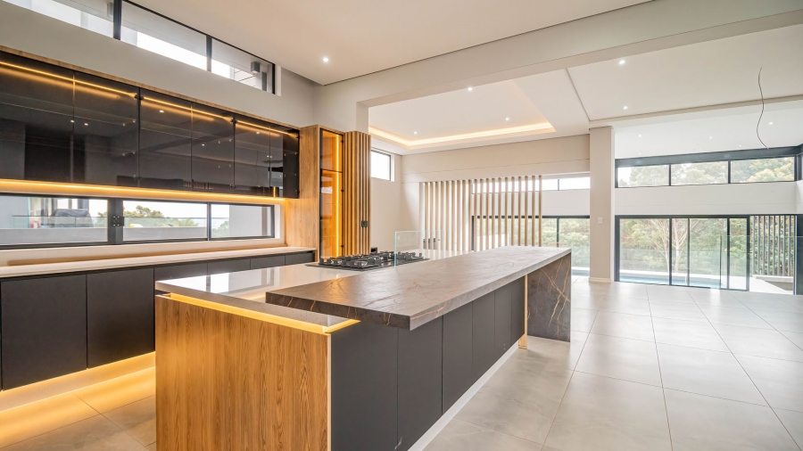 5 Bedroom Property for Sale in Eye of Africa Gauteng