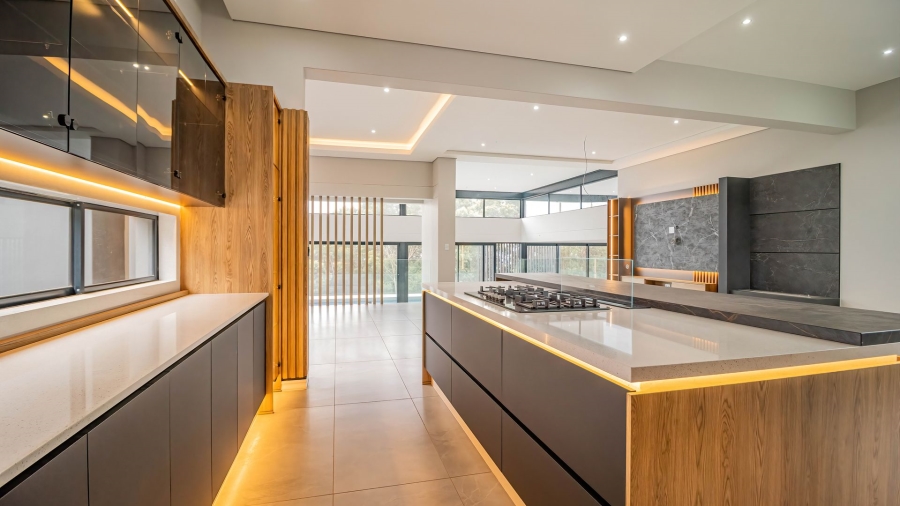 5 Bedroom Property for Sale in Eye of Africa Gauteng