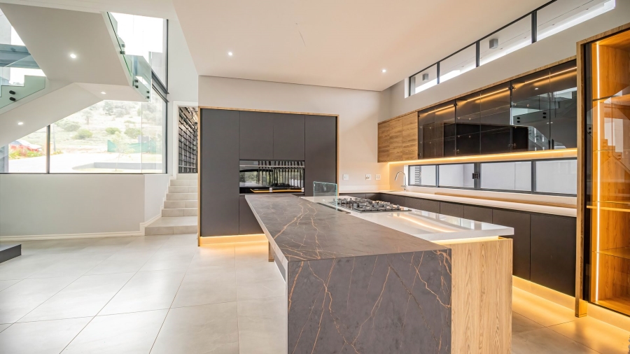 5 Bedroom Property for Sale in Eye of Africa Gauteng