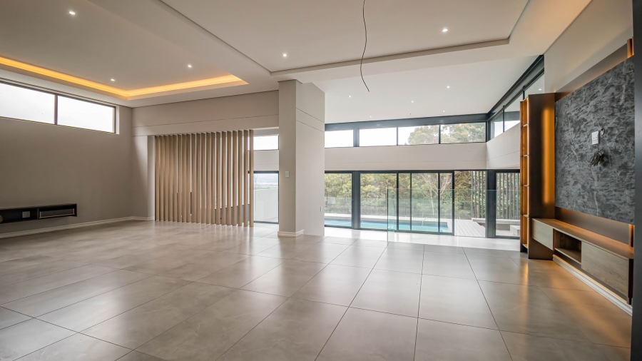 5 Bedroom Property for Sale in Eye of Africa Gauteng
