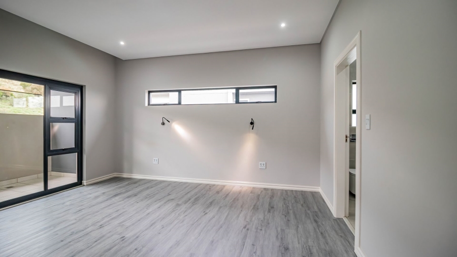 5 Bedroom Property for Sale in Eye of Africa Gauteng