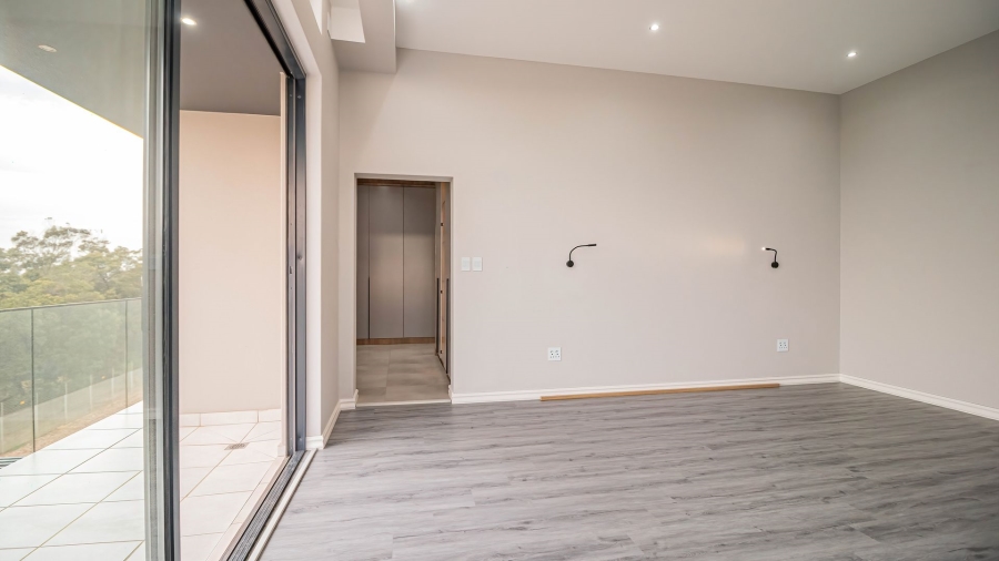 5 Bedroom Property for Sale in Eye of Africa Gauteng