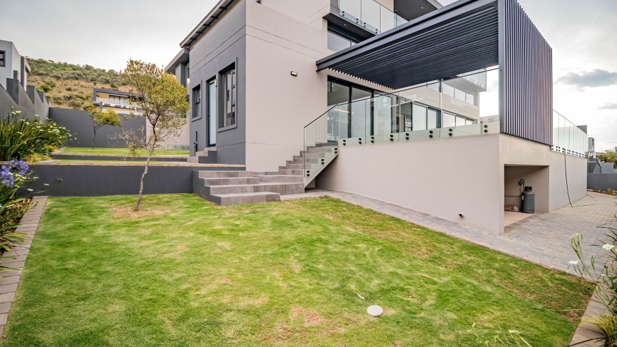 5 Bedroom Property for Sale in Eye of Africa Gauteng
