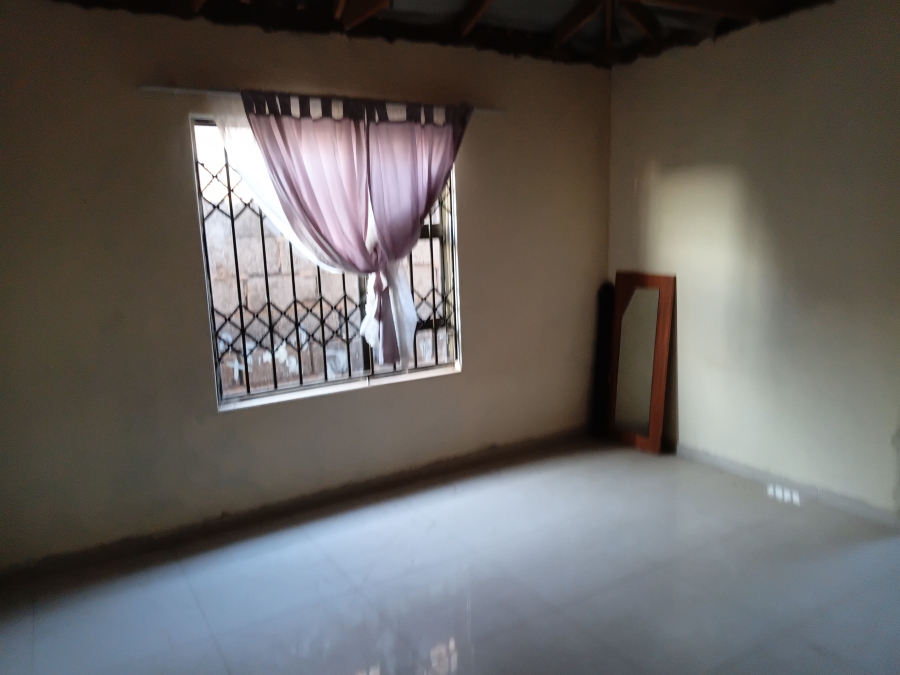 2 Bedroom Property for Sale in Tshepisong Gauteng