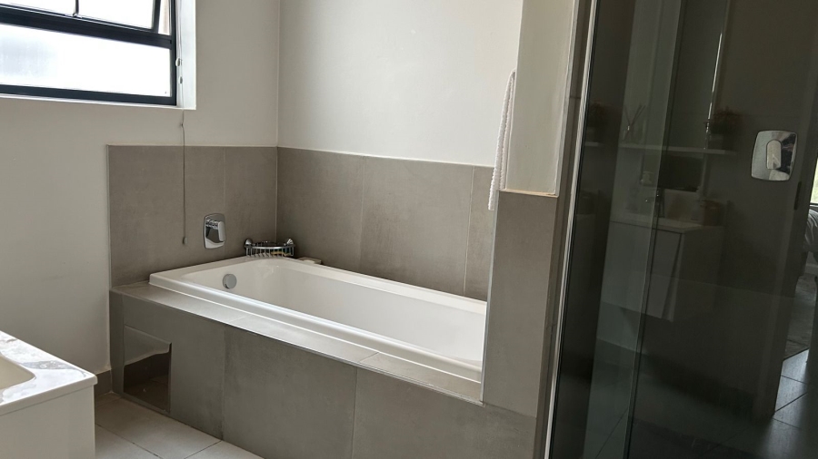 2 Bedroom Property for Sale in Morningside Gauteng