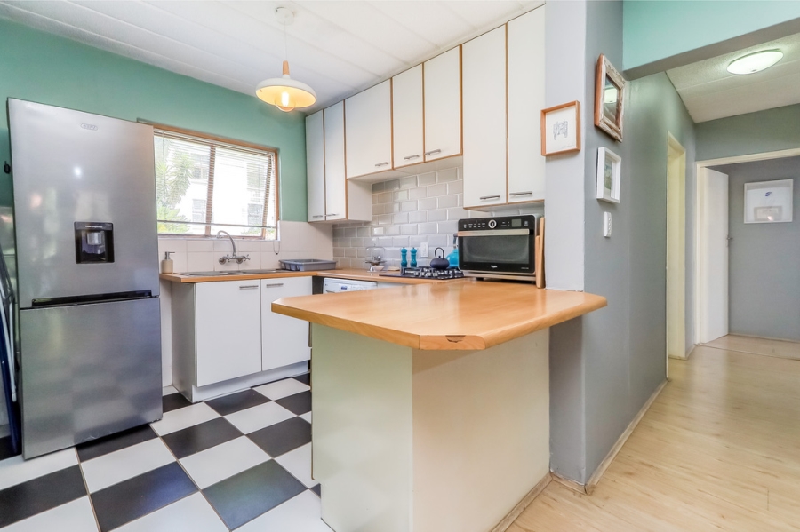 2 Bedroom Property for Sale in Robindale Gauteng