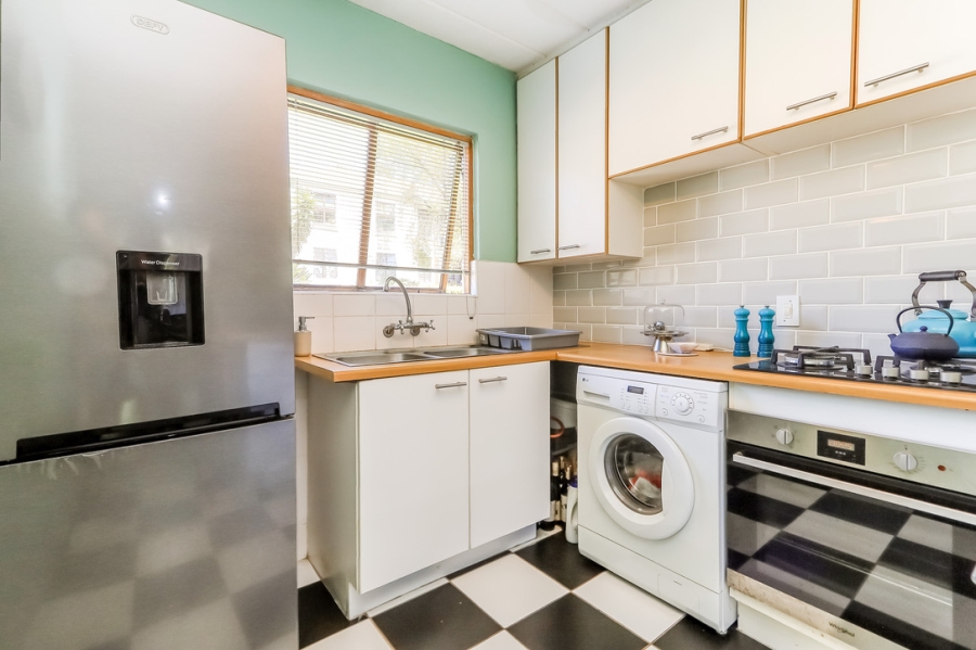 2 Bedroom Property for Sale in Robindale Gauteng