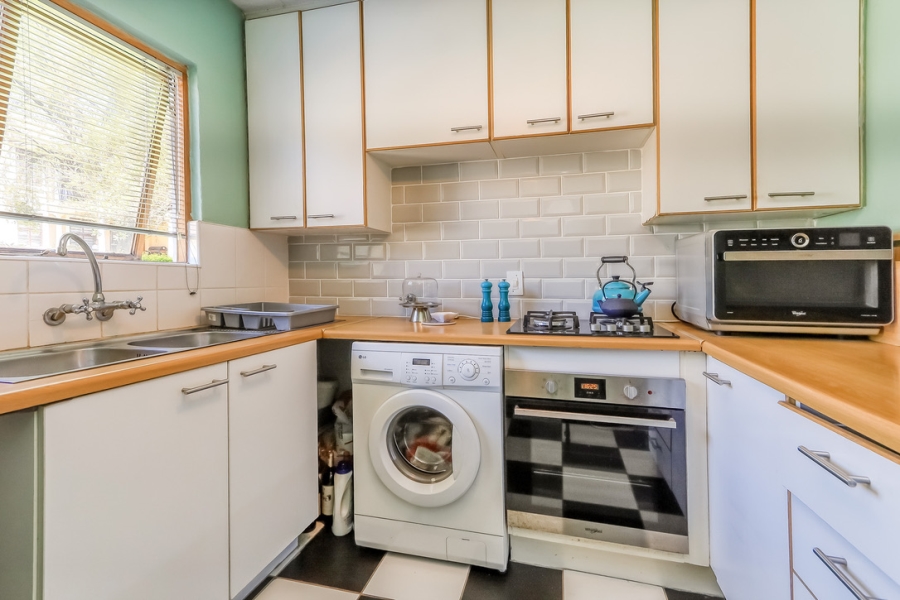 2 Bedroom Property for Sale in Robindale Gauteng
