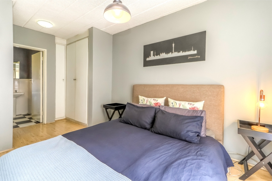2 Bedroom Property for Sale in Robindale Gauteng