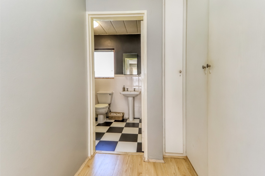 2 Bedroom Property for Sale in Robindale Gauteng