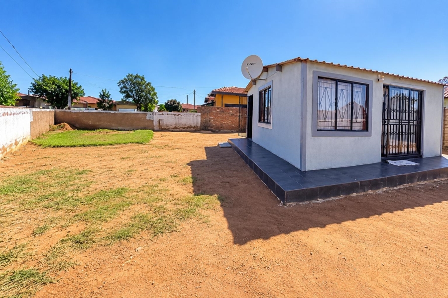 2 Bedroom Property for Sale in Soshanguve Pp2 Gauteng