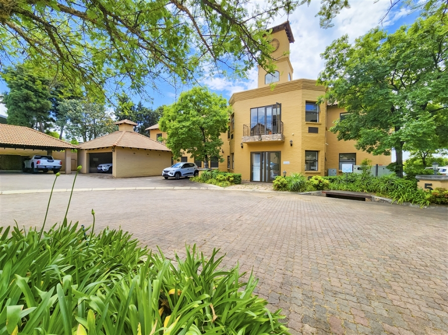 To Let Commercial Property for Rent in Fourways Gauteng