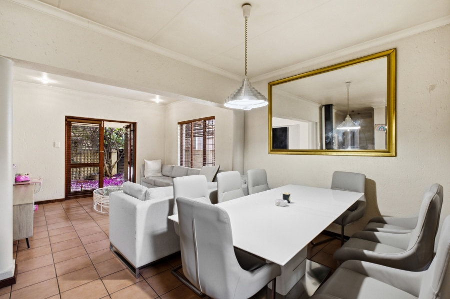 3 Bedroom Property for Sale in Douglasdale Gauteng