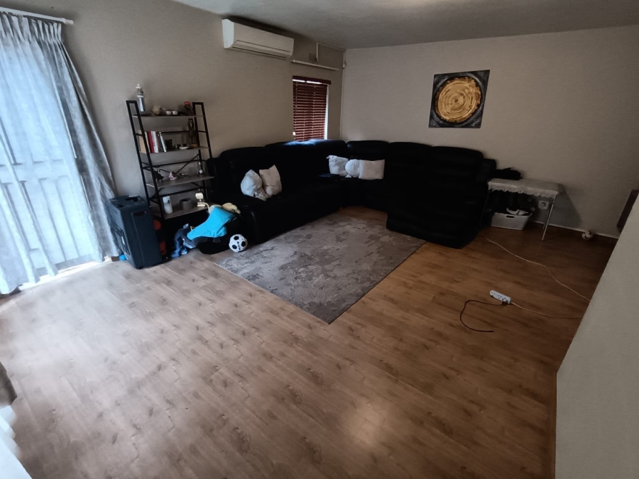 3 Bedroom Property for Sale in Brackenhurst Gauteng