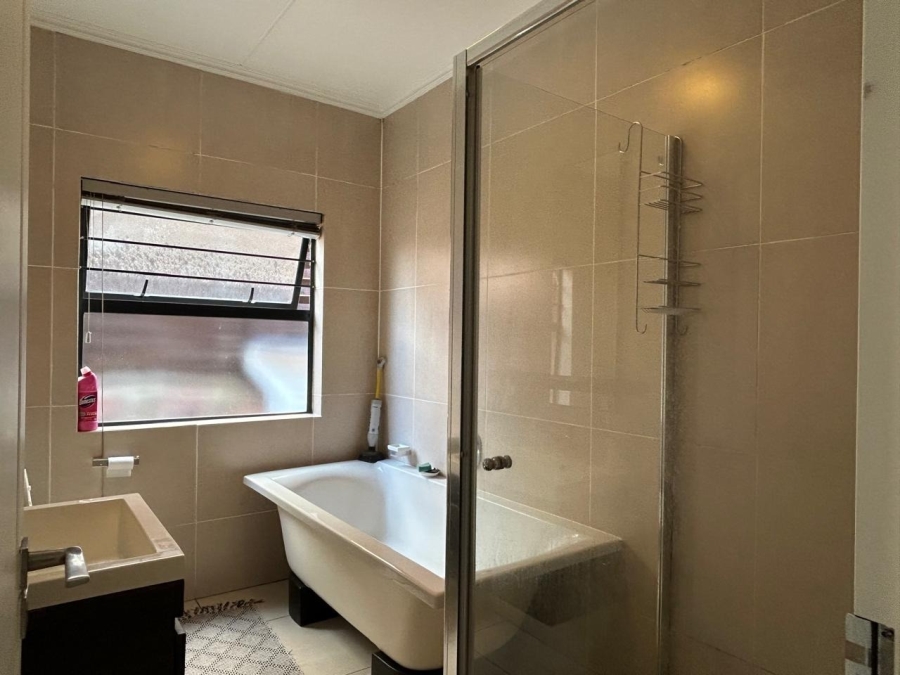 3 Bedroom Property for Sale in Fourways Gauteng